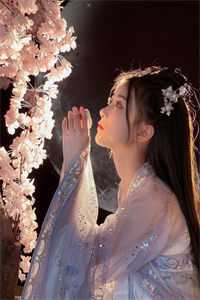 灵气复苏：开局奖励两位女帝小说