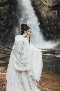不觉月漫天白富美傅美嘉全文+番茄