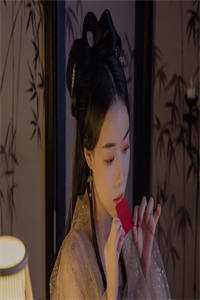 穿进甄嬛传，做了安陵容妹子安陵容安灵曦大结局