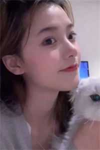 穿成咯咯鸡，找俊美师祖当妈妈全文