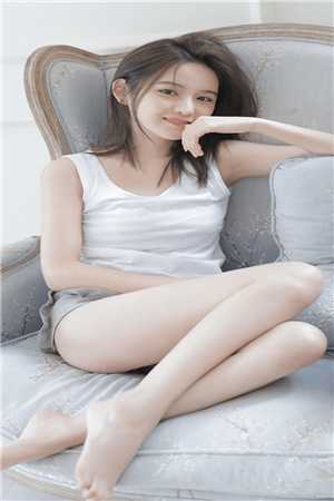 搬进岳父家后，结婚三年我和佣人抢活干全文+番茄