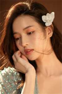 结婚后，老公背着我给前女友转钱全文