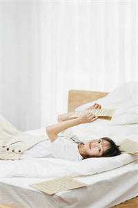 镜中旅人全文+番茄