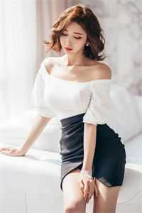冷战一个月后，未婚夫和别人结婚了周庭深白贺