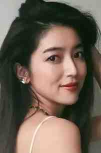 穿越咯，电竞女国师的逆袭之路小说