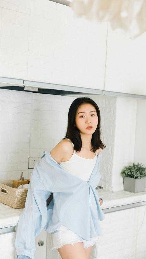 穿越女配带系统：我是女主的娘林忆江苏明月全文