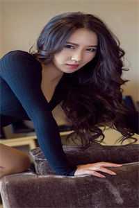 父亲把女儿锁在柜子里20年完结文