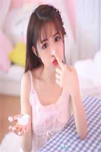两个男人同时选择女人，选择皇帝小说